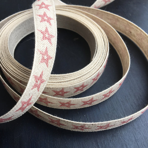 red star ribbon design on linen made in the UK