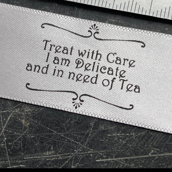 Washable printed sew in label with detail