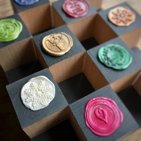 Wide range of wax seal designs perfect for all occasions whether it’s birthdays , weddings, Christmas and valentines or a thank you card or just to seal a letter.
